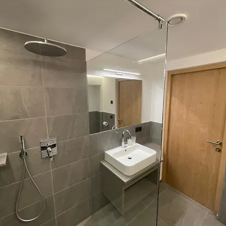 Dorfblick Appartements & Rooms Senales Exterior photo