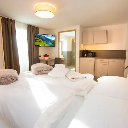 Dorfblick Appartements & Rooms Senales Exterior photo